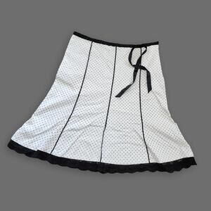 SOLD- Vintage! White/Black Polka-Dot Midi Skirt, Women's S